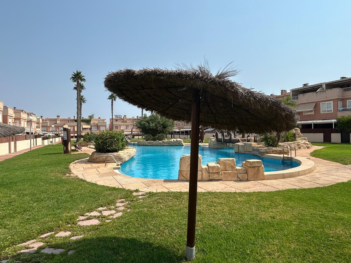 For sale - 3 Bedroom 3 Bathroom House - Semi-Detached House in Santa Pola - Gran Alacant  - Alicante