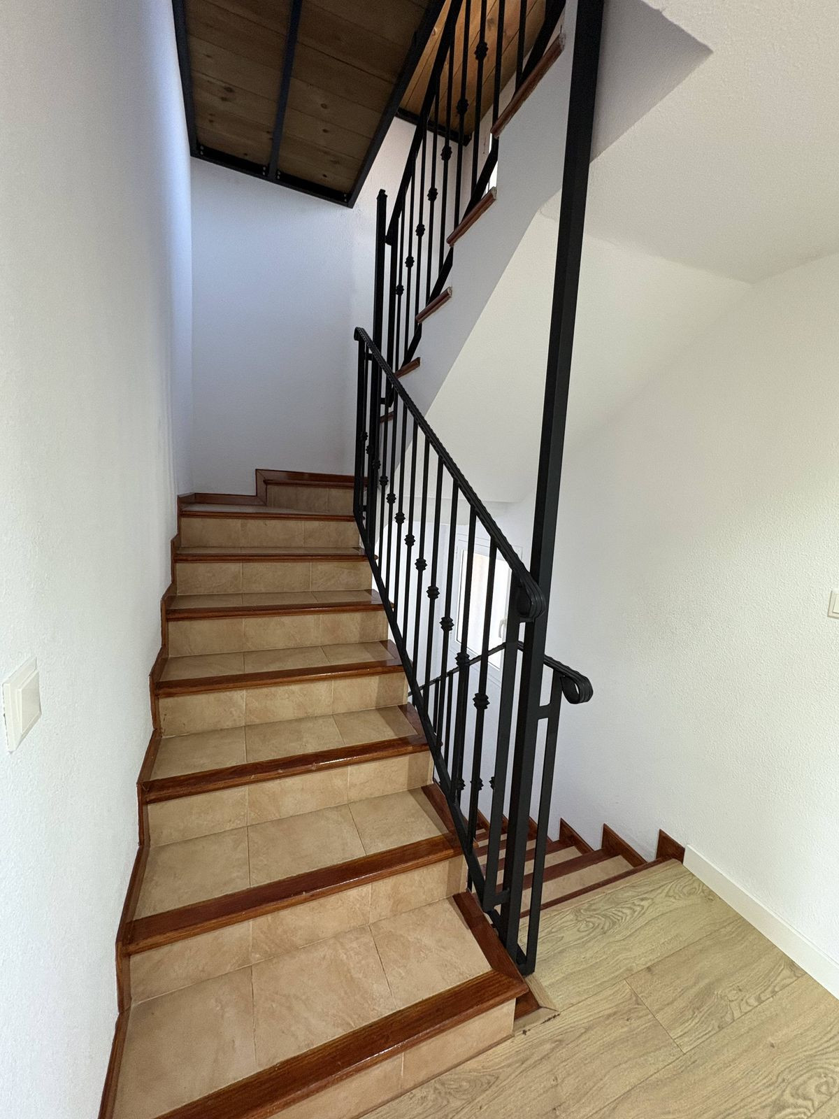 For sale - 3 Bedroom 3 Bathroom House - Semi-Detached House in Santa Pola - Gran Alacant  - Alicante