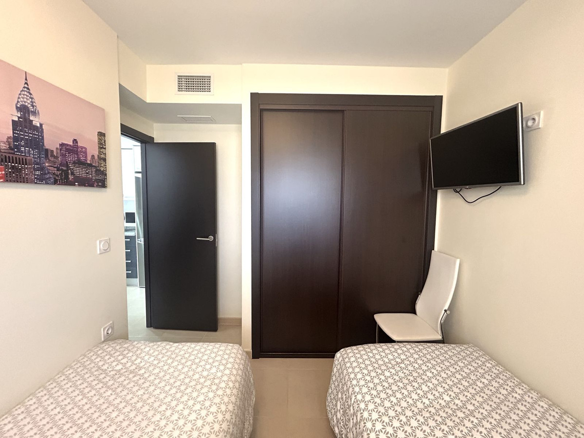 For sale - 2 Bedroom 2 Bathroom Apartment - Top Floor Apartment in Torrevieja - Playa De La Mata  - Alicante