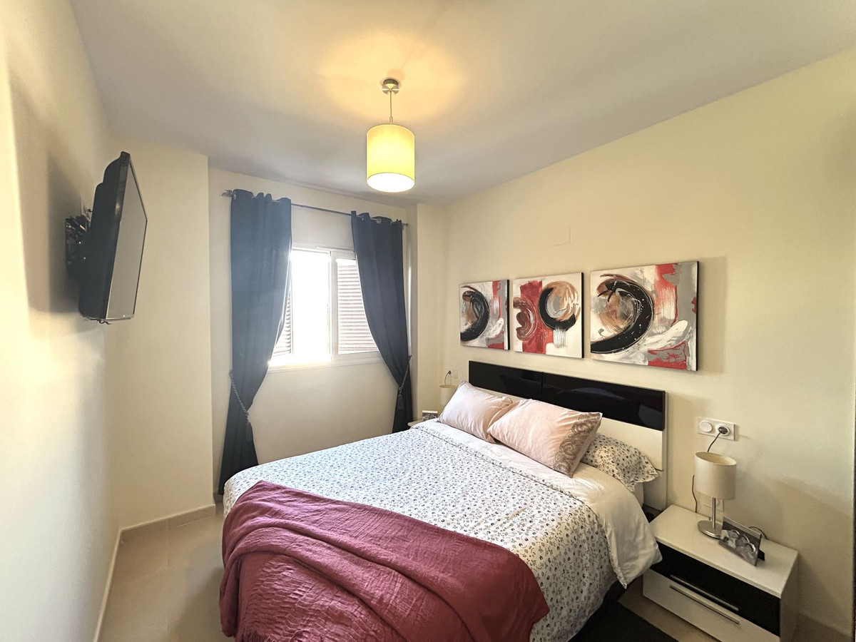 For sale - 2 Bedroom 2 Bathroom Apartment - Top Floor Apartment in Torrevieja - Playa De La Mata  - Alicante