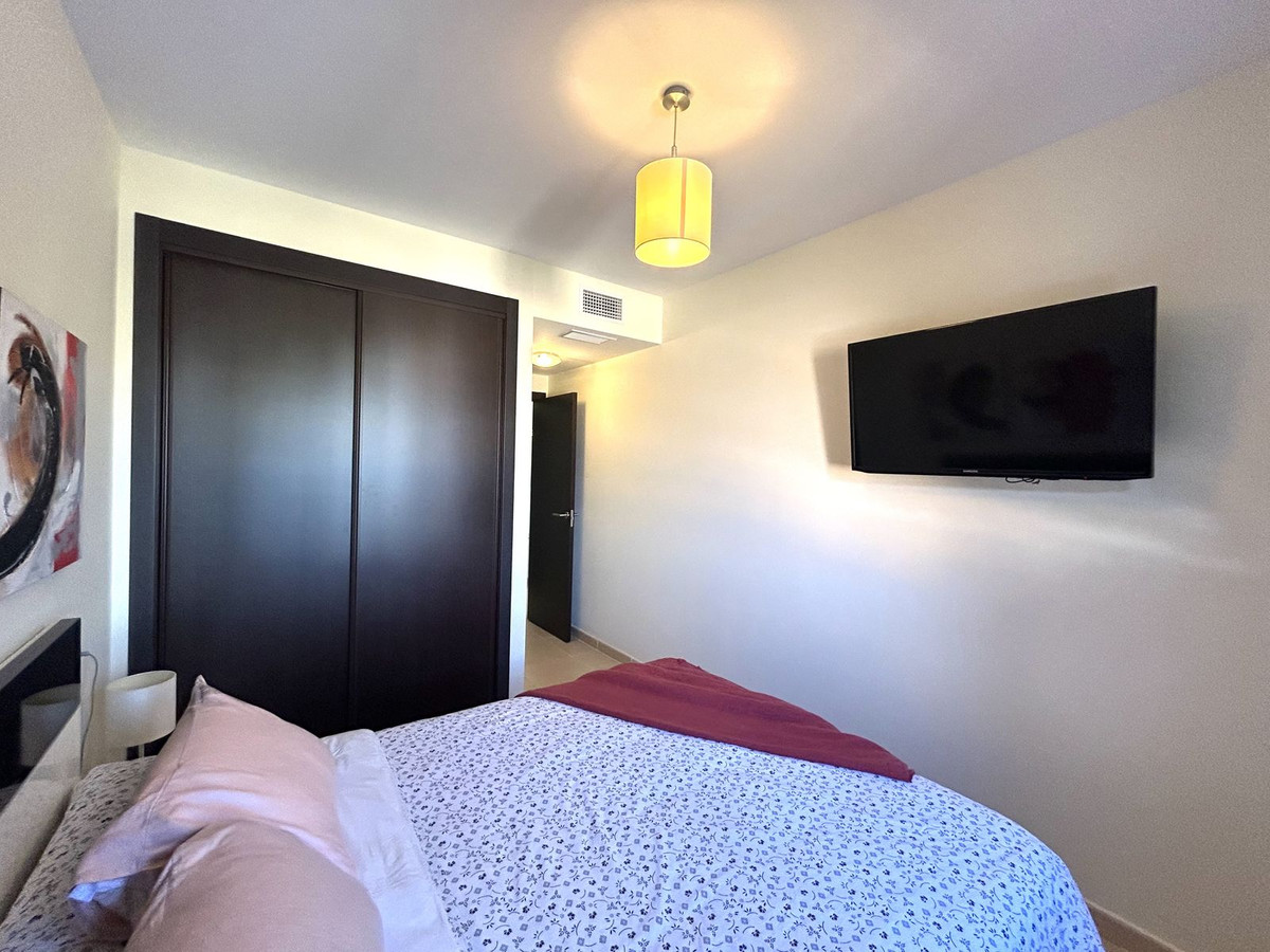 For sale - 2 Bedroom 2 Bathroom Apartment - Top Floor Apartment in Torrevieja - Playa De La Mata  - Alicante