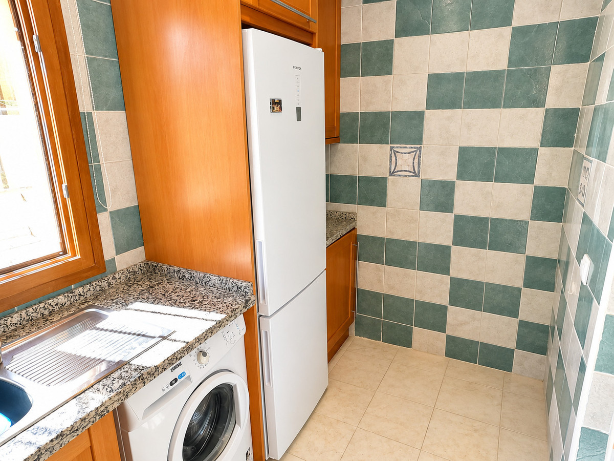 For sale - 2 Bedroom 2 Bathroom Apartment - Middle Floor Apartment in Algorfa - La Finca Golf  - Alicante