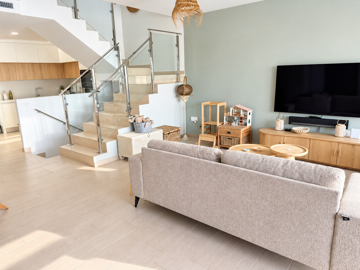 For sale - 3 Bedroom 2 Bathroom House - Detached Villa in Rojales - Rojales Centro  - Alicante