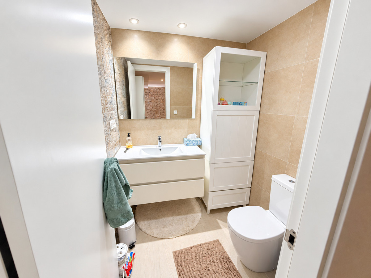 For sale - 3 Bedroom 2 Bathroom House - Detached Villa in Rojales - Rojales Centro  - Alicante