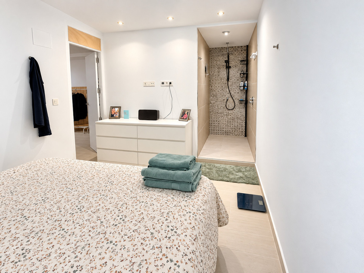 For sale - 3 Bedroom 2 Bathroom House - Detached Villa in Rojales - Rojales Centro  - Alicante