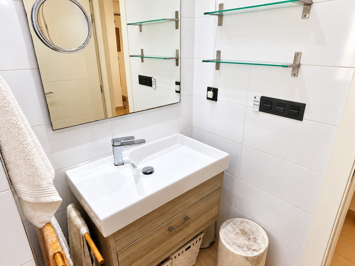For sale - 2 Bedroom 2 Bathroom Apartment - Ground Floor Apartment in Algorfa - La Finca Golf  - Alicante