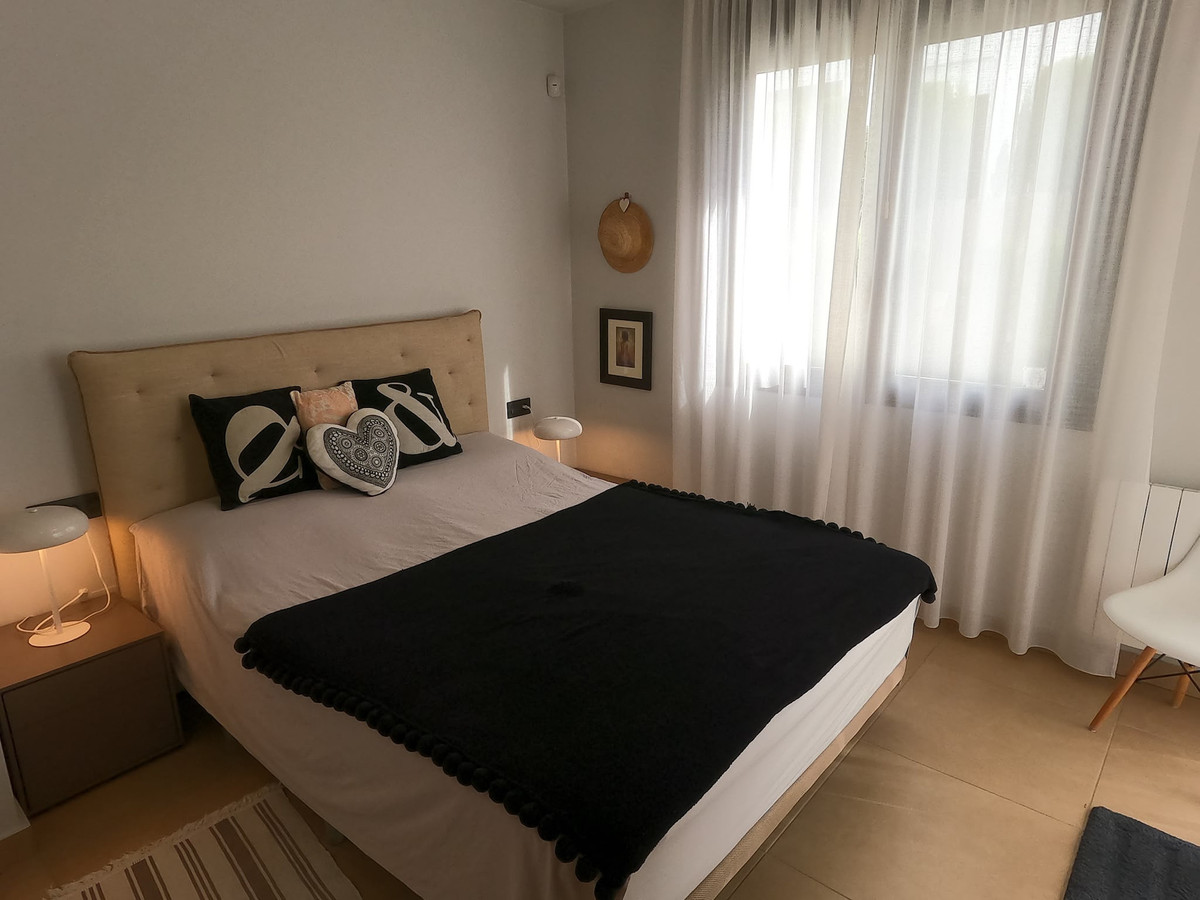 For sale - 2 Bedroom 2 Bathroom Apartment - Ground Floor Apartment in Algorfa - La Finca Golf  - Alicante