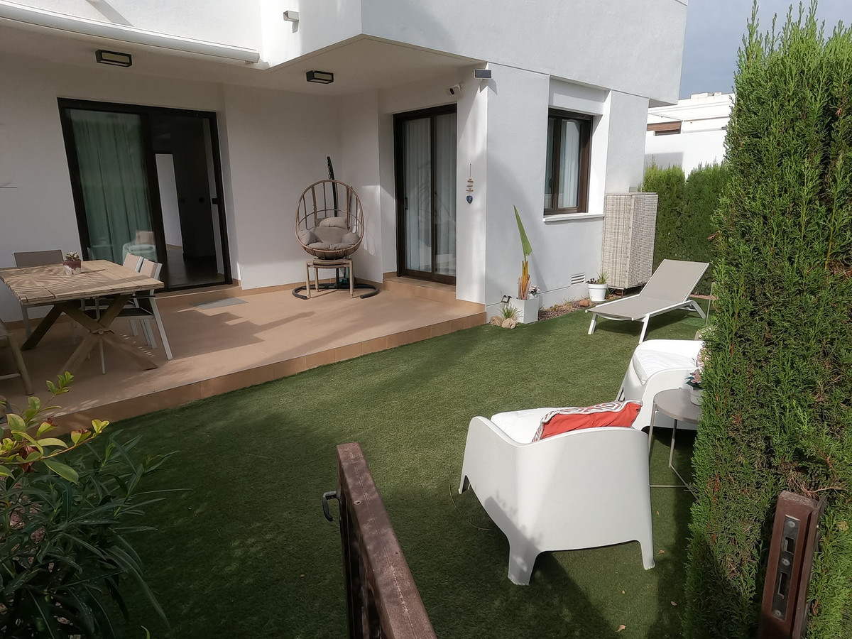 For sale - 2 Bedroom 2 Bathroom Apartment - Ground Floor Apartment in Algorfa - La Finca Golf  - Alicante