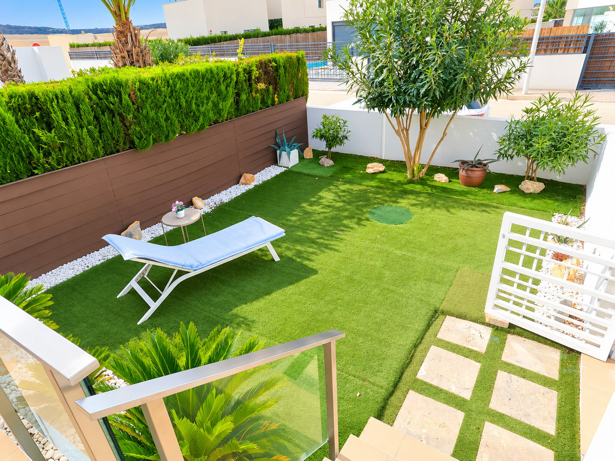 For sale - 2 Bedroom 2 Bathroom Apartment - Ground Floor Apartment in Algorfa - La Finca Golf  - Alicante