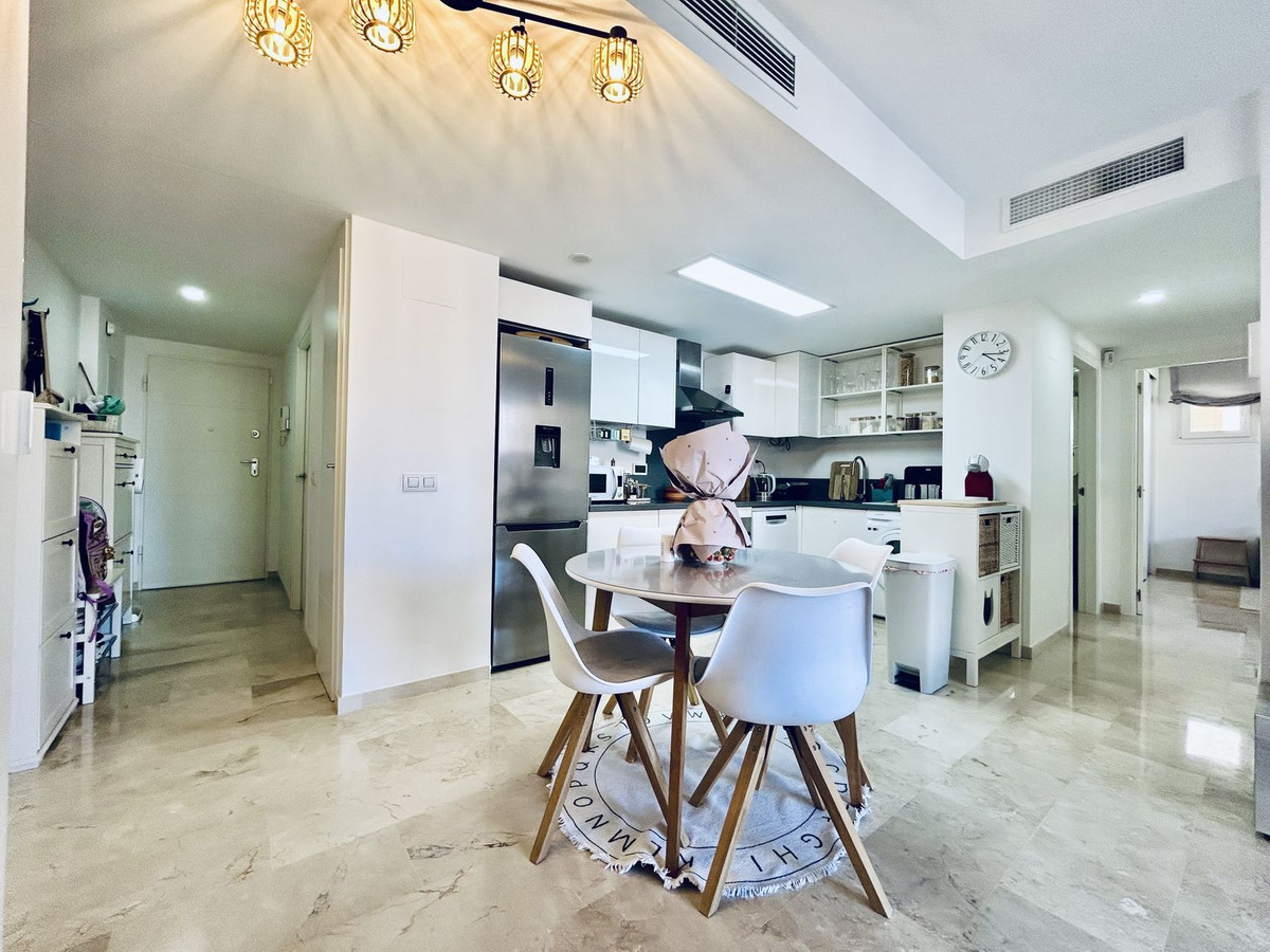 For sale - 3 Bedroom 2 Bathroom Apartment - Middle Floor Apartment in Orihuela - Punta Prima  - Alicante