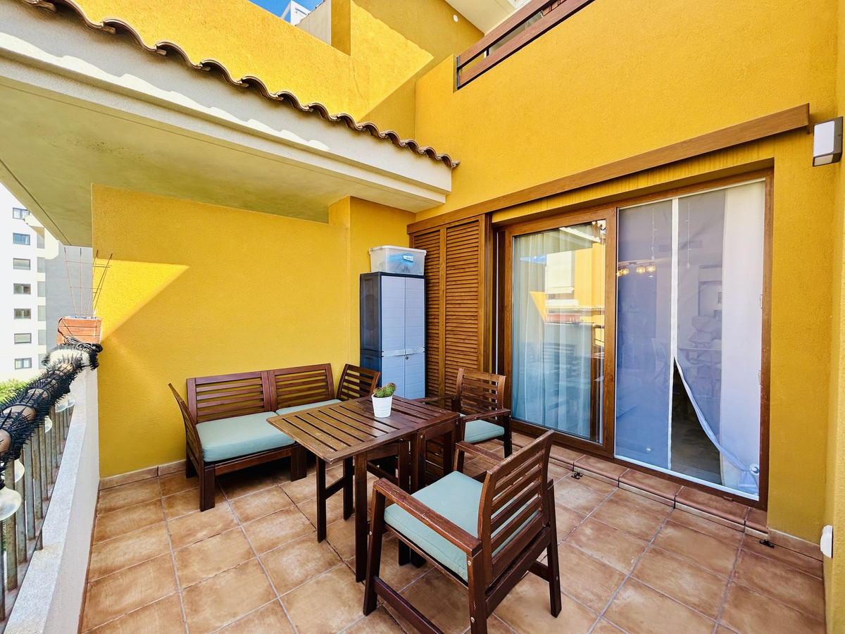 For sale - 3 Bedroom 2 Bathroom Apartment - Middle Floor Apartment in Orihuela - Punta Prima  - Alicante