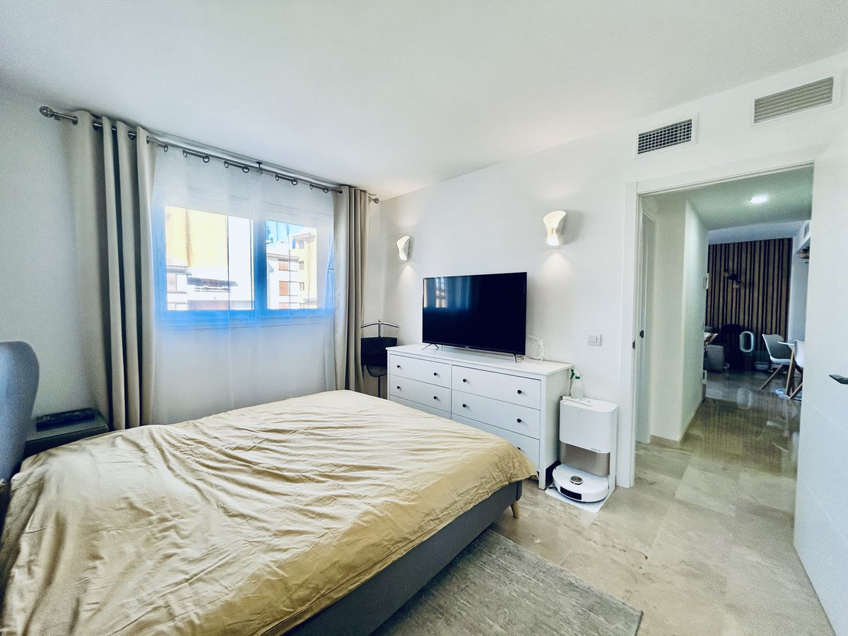 For sale - 3 Bedroom 2 Bathroom Apartment - Middle Floor Apartment in Orihuela - Punta Prima  - Alicante