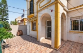 76-R5509873/81732, 3 Bedroom 2 Bathroom House - Townhouse in Torrevieja