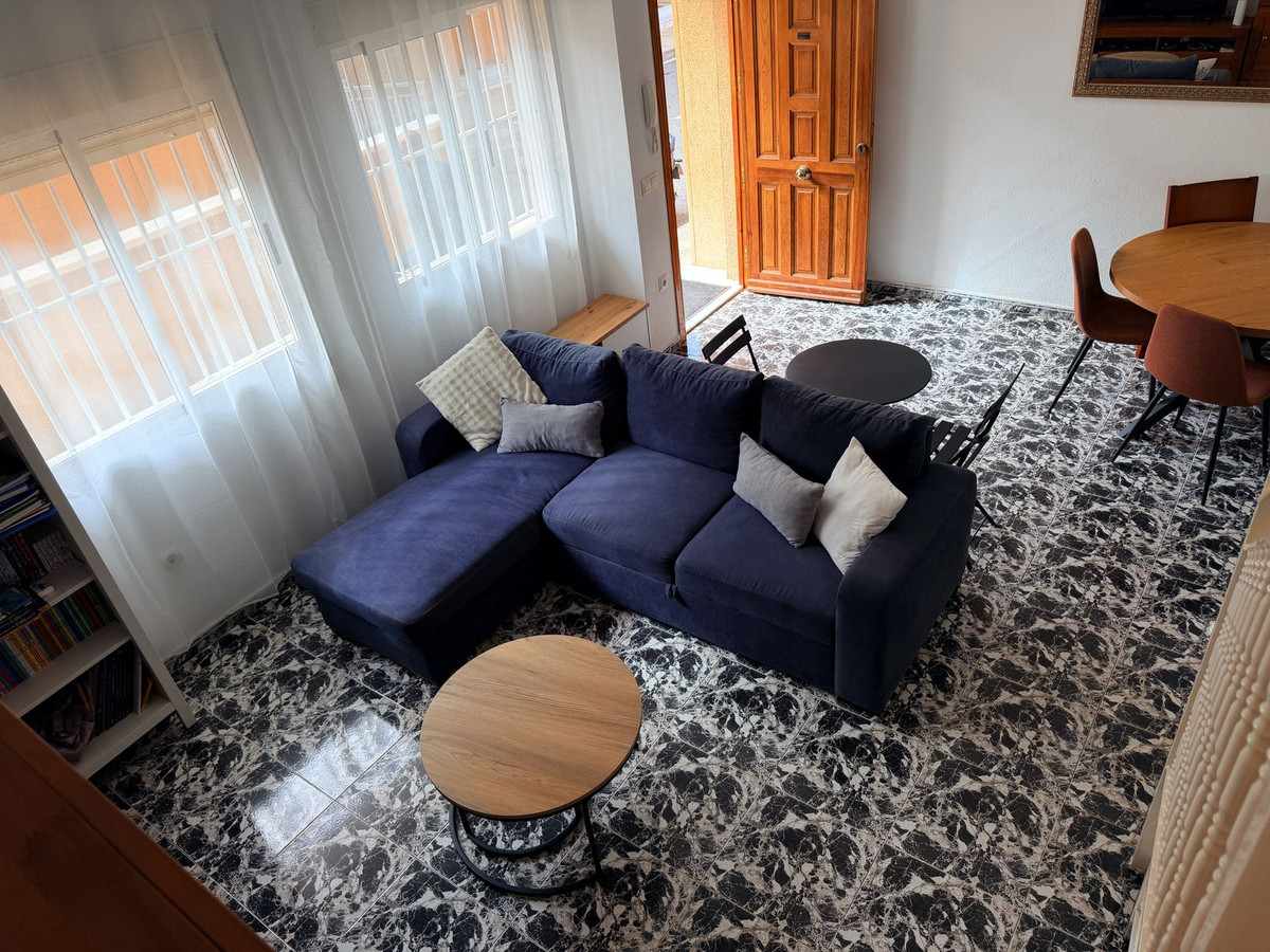 For sale - 4 Bedroom 2 Bathroom House - Semi-Detached House in Santa Pola - Santa Pola Centro  - Alicante