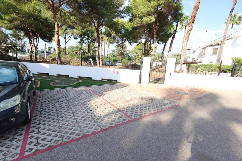 For sale - 2 Bedroom 2 Bathroom Apartment - Ground Floor Apartment in Orihuela - Orihuela Costa  - Alicante