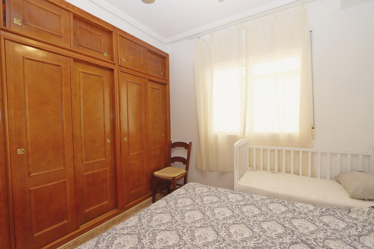 For sale - 2 Bedroom 1 Bathroom Apartment - Middle Floor Apartment in Orihuela - Orihuela Costa  - Alicante