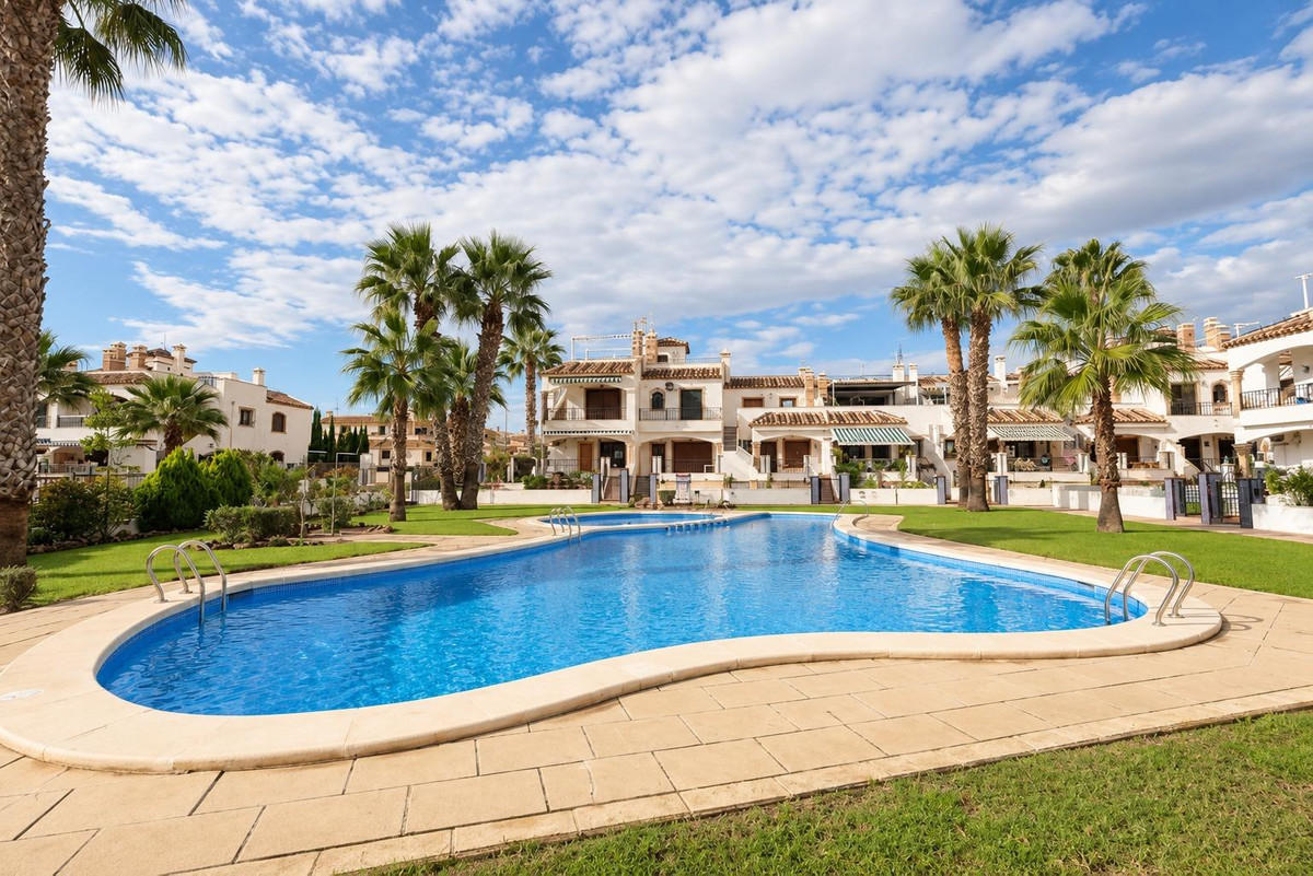 For sale - 2 Bedroom 1 Bathroom Apartment - Duplex in Orihuela - Orihuela Costa  - Alicante