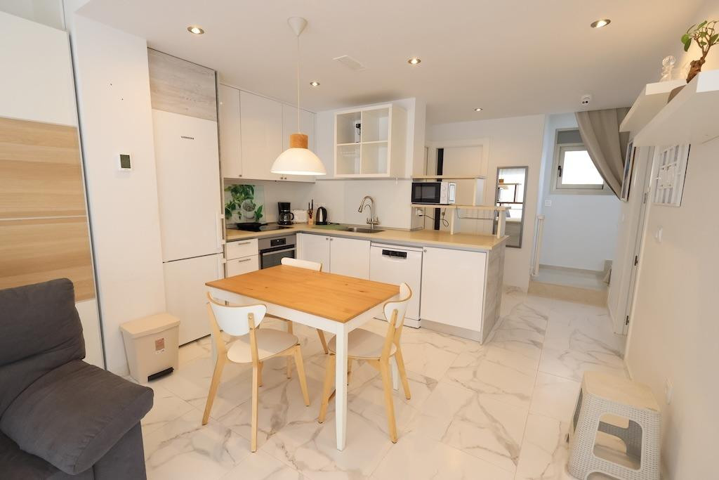 For sale - 3 Bedroom 3 Bathroom House - Detached Villa in Orihuela - Orihuela Costa  - Alicante