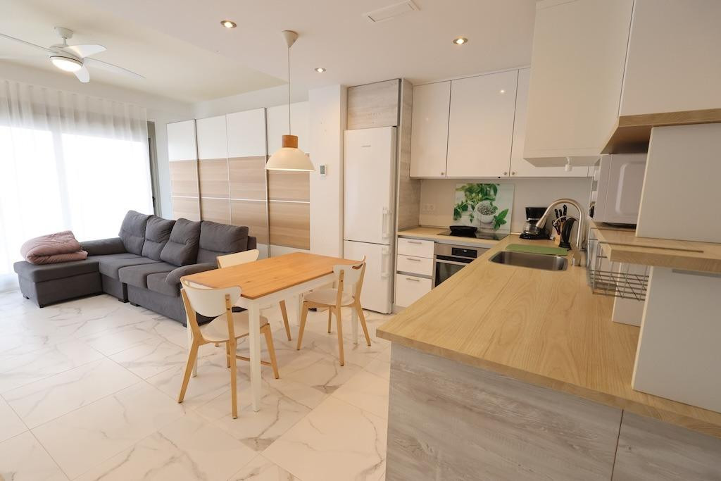 For sale - 3 Bedroom 3 Bathroom House - Detached Villa in Orihuela - Orihuela Costa  - Alicante