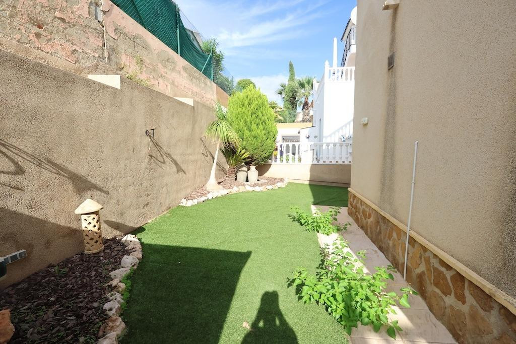 For sale - 3 Bedroom 2 Bathroom House - Detached Villa in Orihuela - Orihuela Costa  - Alicante