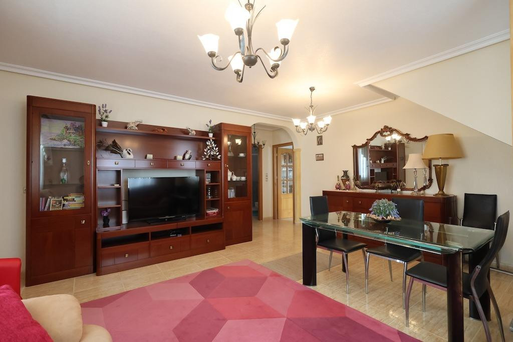 For sale - 3 Bedroom 2 Bathroom House - Detached Villa in Orihuela - Orihuela Costa  - Alicante