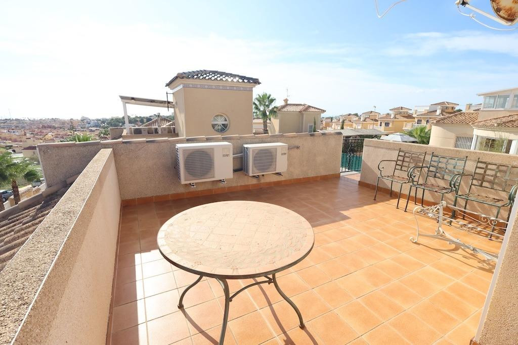 For sale - 3 Bedroom 2 Bathroom House - Detached Villa in Orihuela - Orihuela Costa  - Alicante