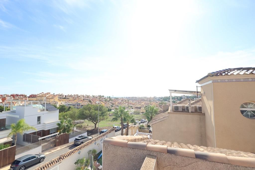 For sale - 3 Bedroom 2 Bathroom House - Detached Villa in Orihuela - Orihuela Costa  - Alicante