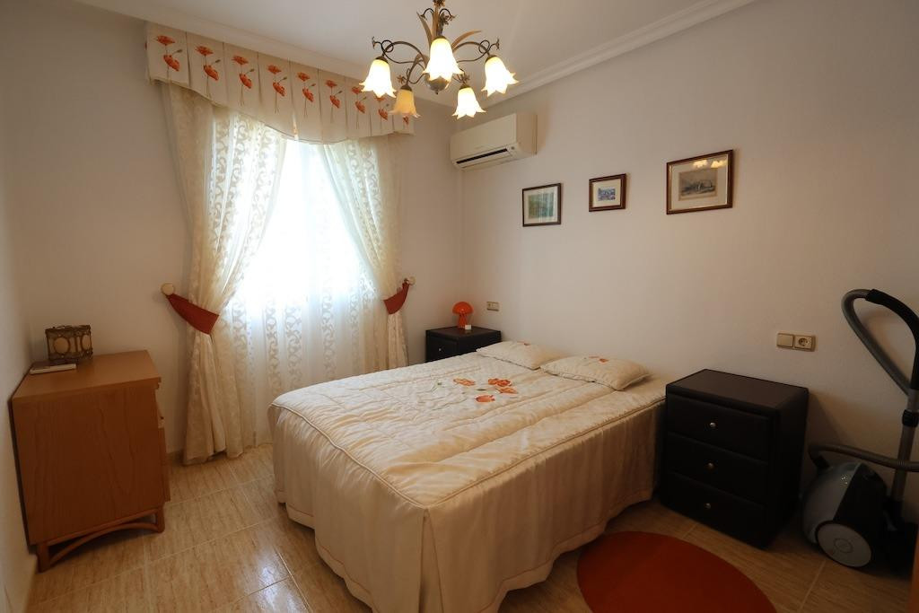 For sale - 3 Bedroom 2 Bathroom House - Detached Villa in Orihuela - Orihuela Costa  - Alicante
