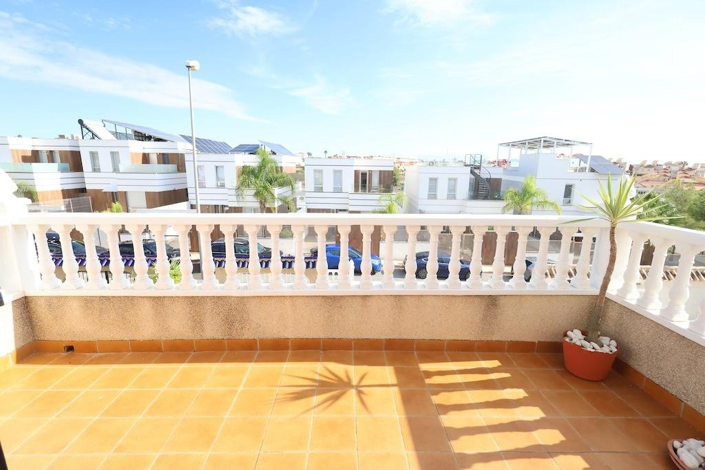 For sale - 3 Bedroom 2 Bathroom House - Detached Villa in Orihuela - Orihuela Costa  - Alicante