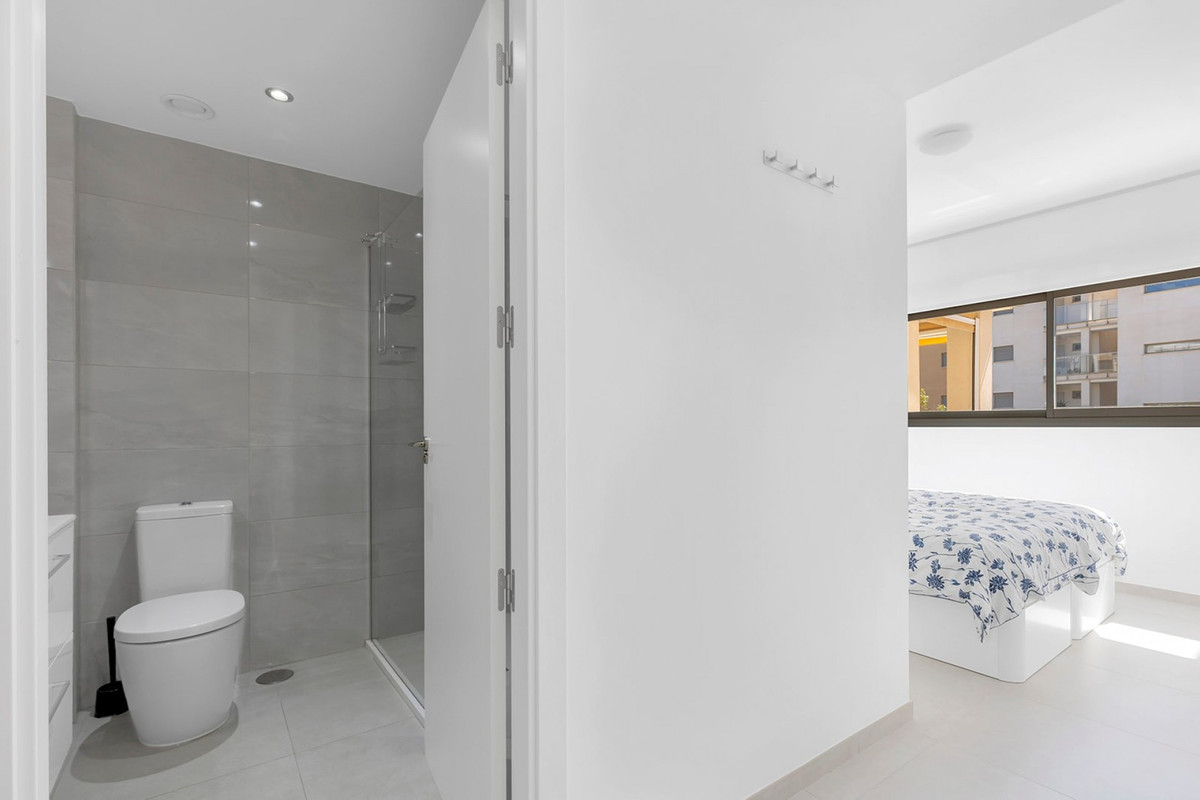 For sale - 2 Bedroom 2 Bathroom Apartment - Ground Floor Apartment in Orihuela - La Zenia  - Alicante