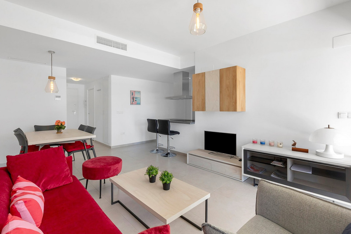 For sale - 2 Bedroom 2 Bathroom Apartment - Ground Floor Apartment in Orihuela - La Zenia  - Alicante