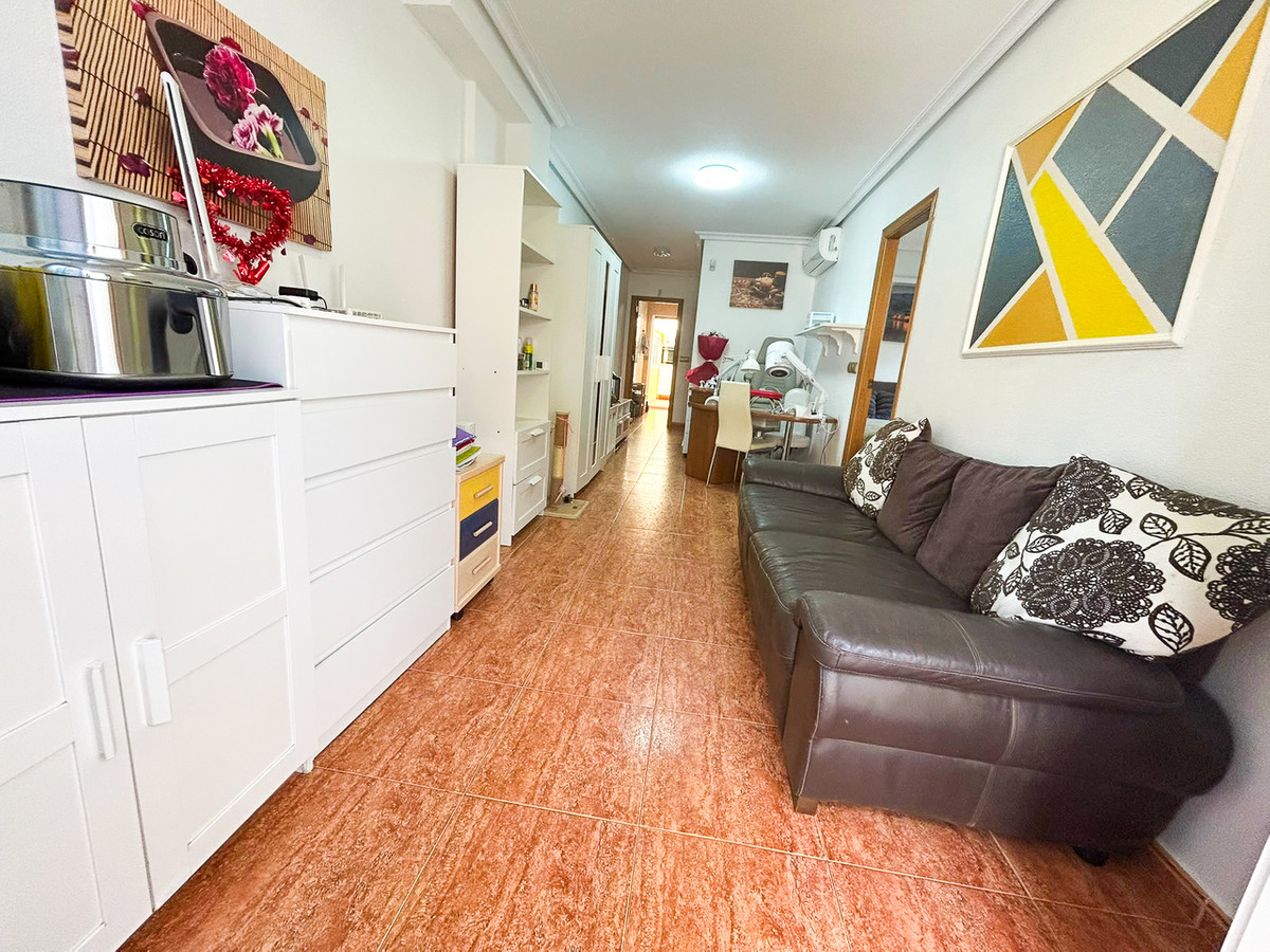 For sale - 3 Bedroom 1 Bathroom Apartment - Ground Floor Apartment in Torrevieja - La Mata  - Alicante
