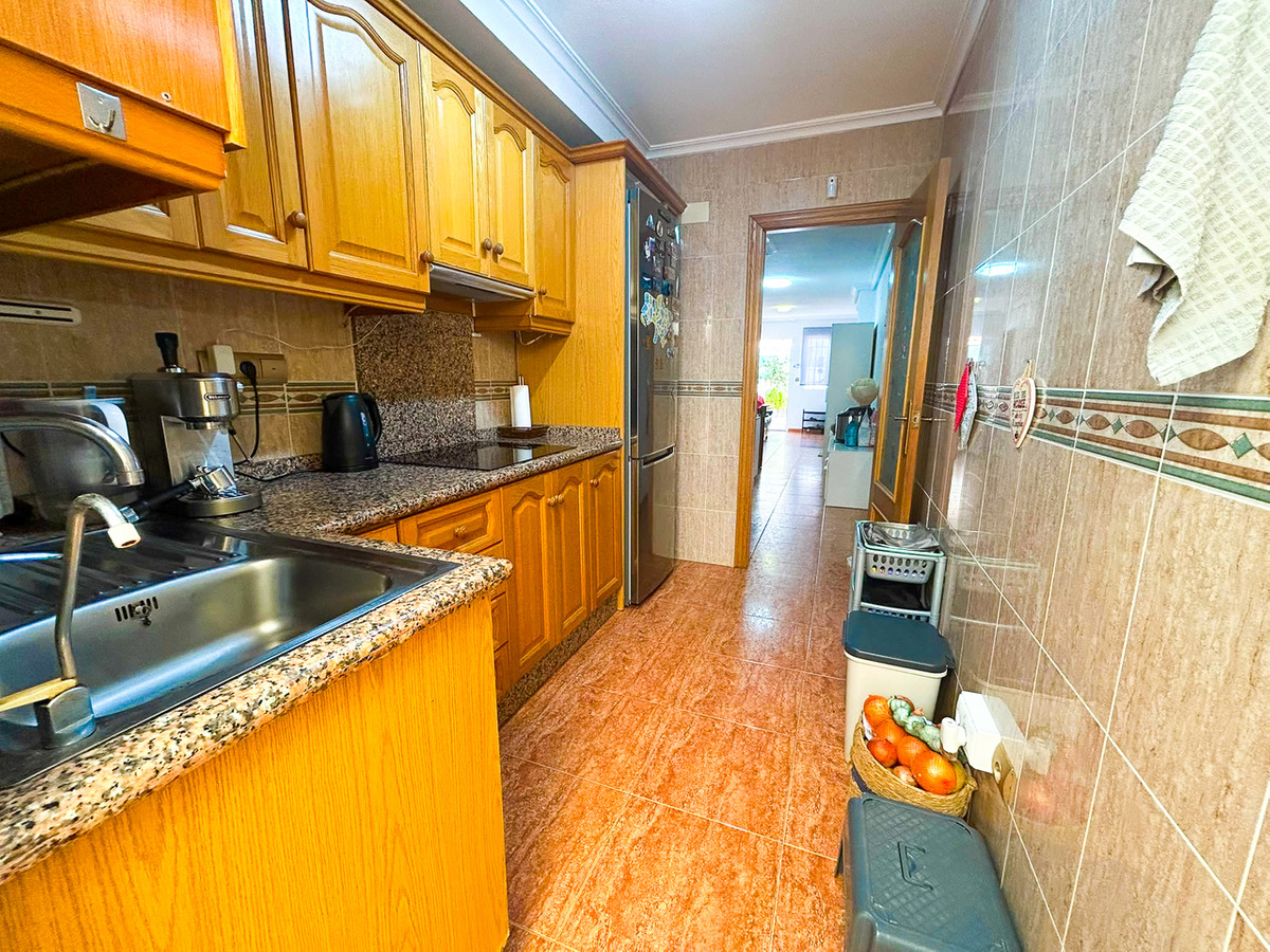 For sale - 3 Bedroom 1 Bathroom Apartment - Ground Floor Apartment in Torrevieja - La Mata  - Alicante