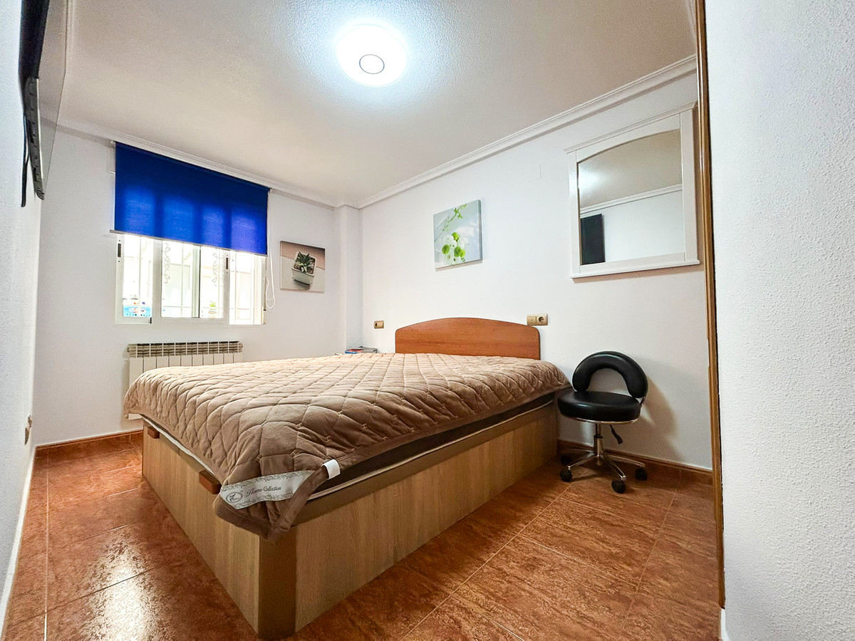For sale - 3 Bedroom 1 Bathroom Apartment - Ground Floor Apartment in Torrevieja - La Mata  - Alicante