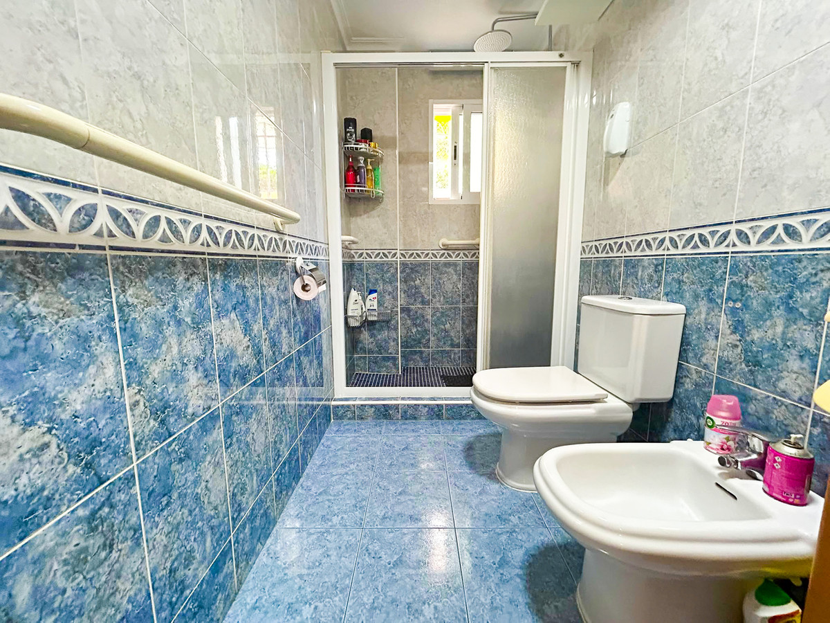 For sale - 3 Bedroom 1 Bathroom Apartment - Ground Floor Apartment in Torrevieja - La Mata  - Alicante
