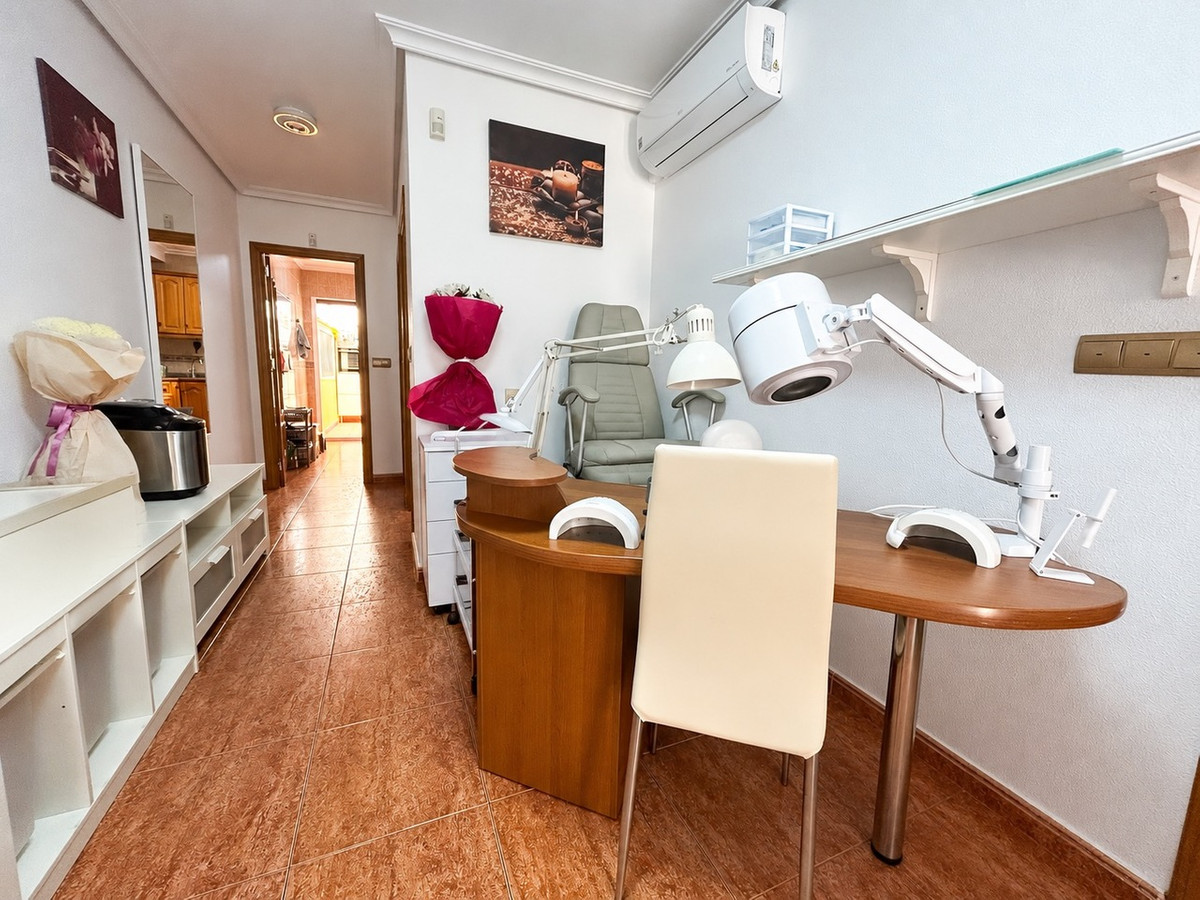 For sale - 3 Bedroom 1 Bathroom Apartment - Ground Floor Apartment in Torrevieja - La Mata  - Alicante