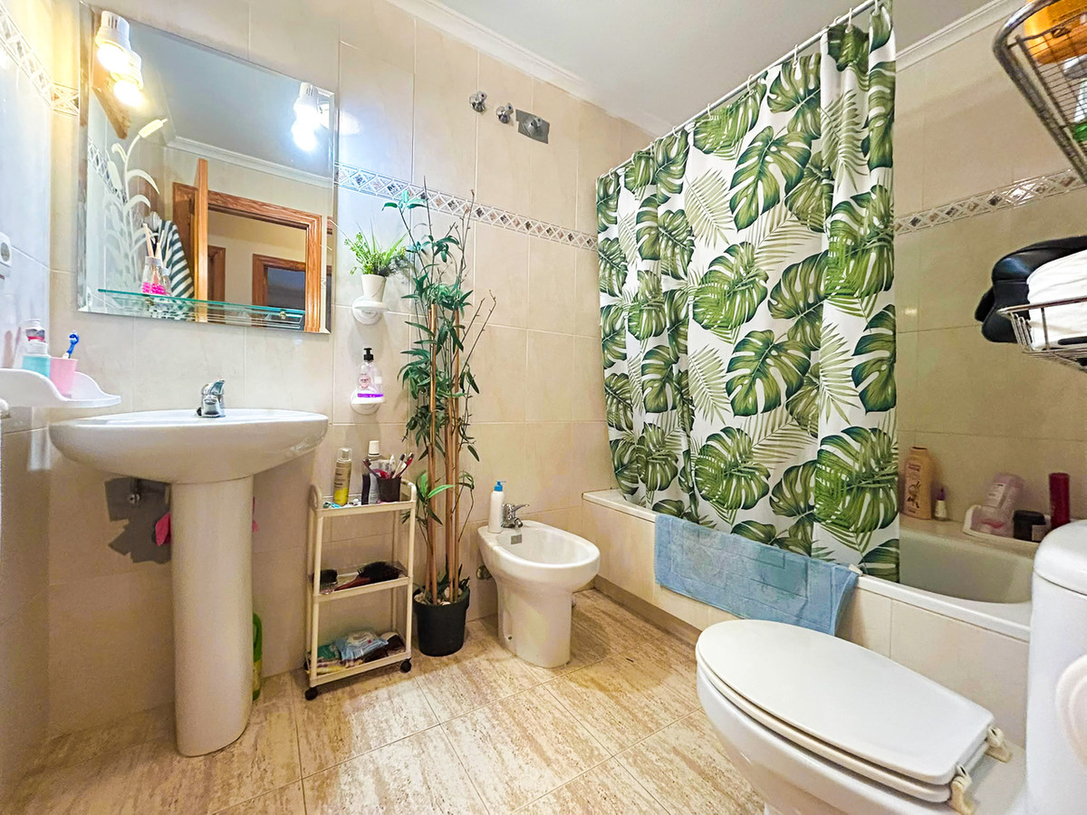 For sale - 2 Bedroom 1 Bathroom Apartment - Penthouse in Orihuela - Mil Palmeras  - Alicante
