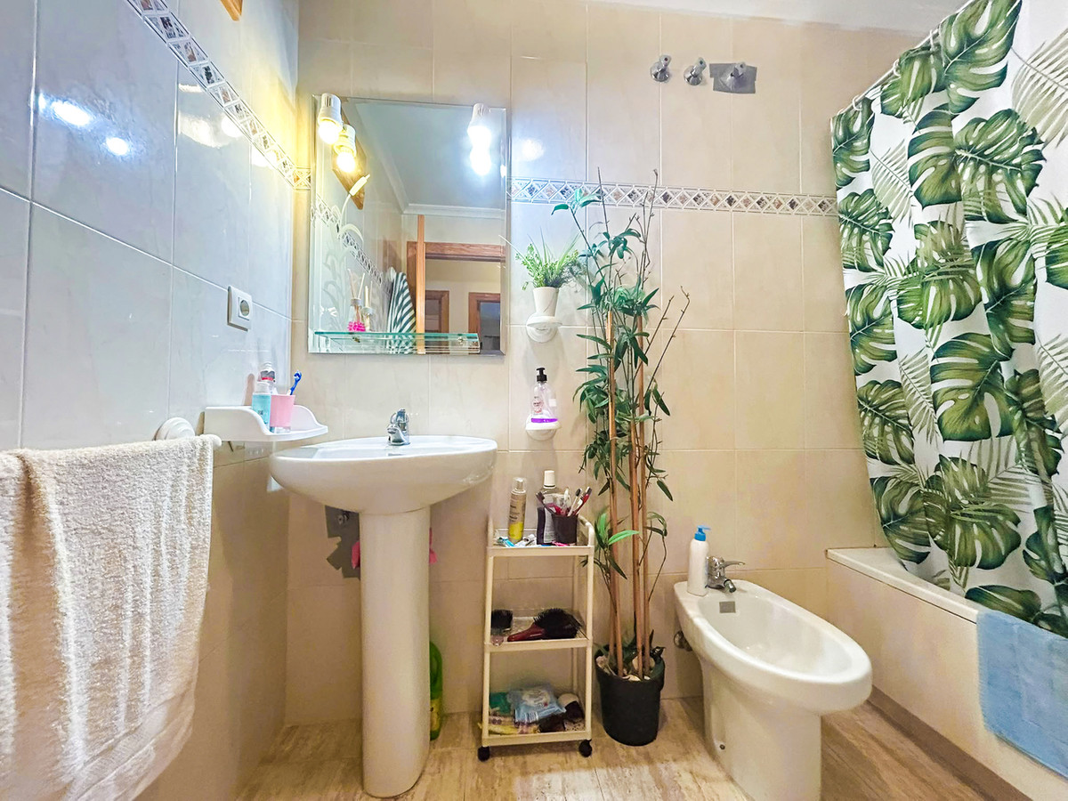 For sale - 2 Bedroom 1 Bathroom Apartment - Penthouse in Orihuela - Mil Palmeras  - Alicante