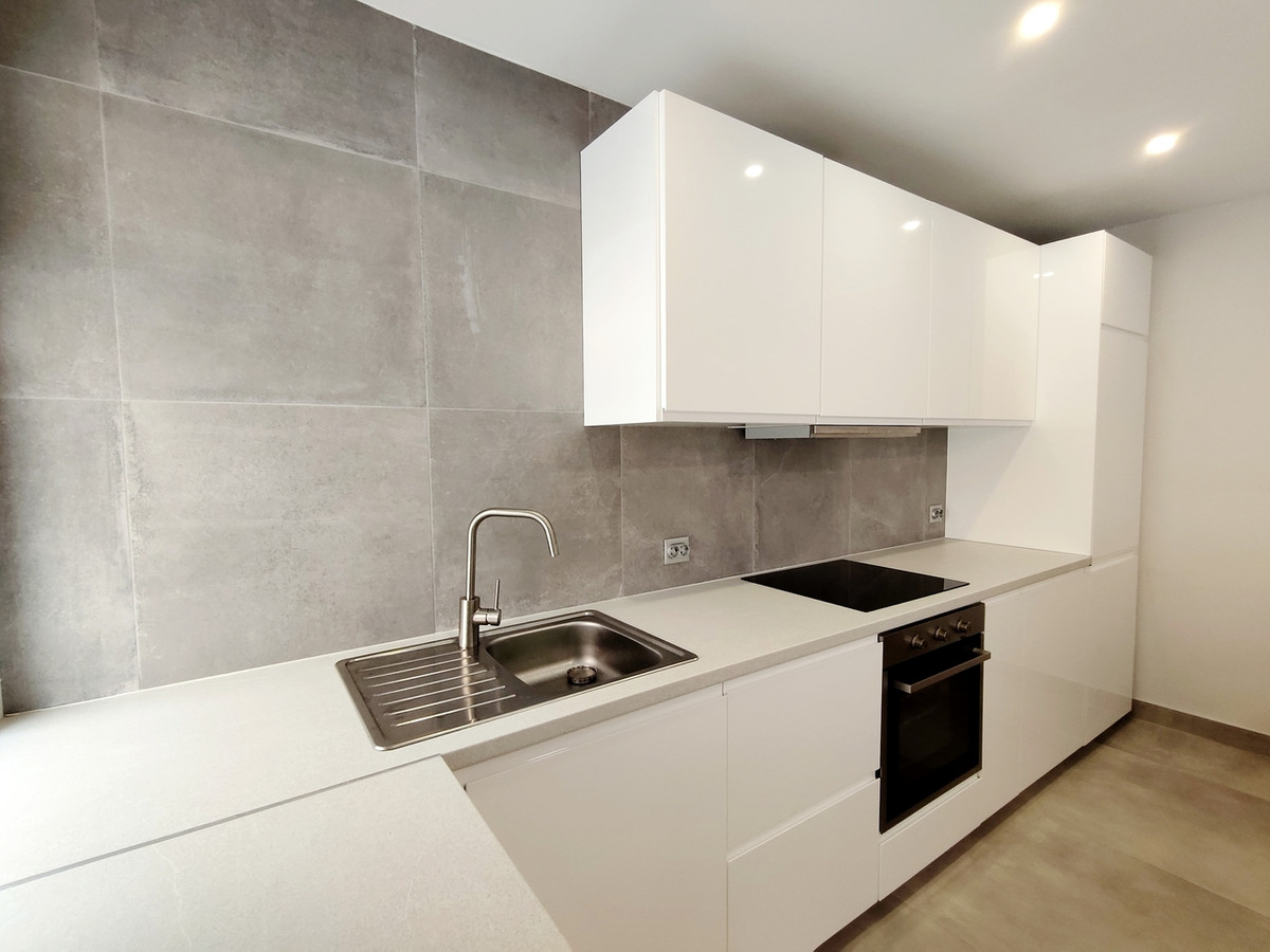 For sale - 2 Bedroom 1 Bathroom Apartment - Ground Floor Apartment in Torrevieja - La Mata  - Alicante