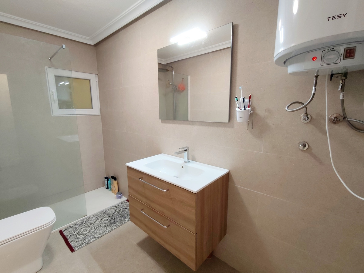 For sale - 2 Bedroom 1 Bathroom Apartment - Ground Floor Apartment in Torrevieja - La Mata  - Alicante