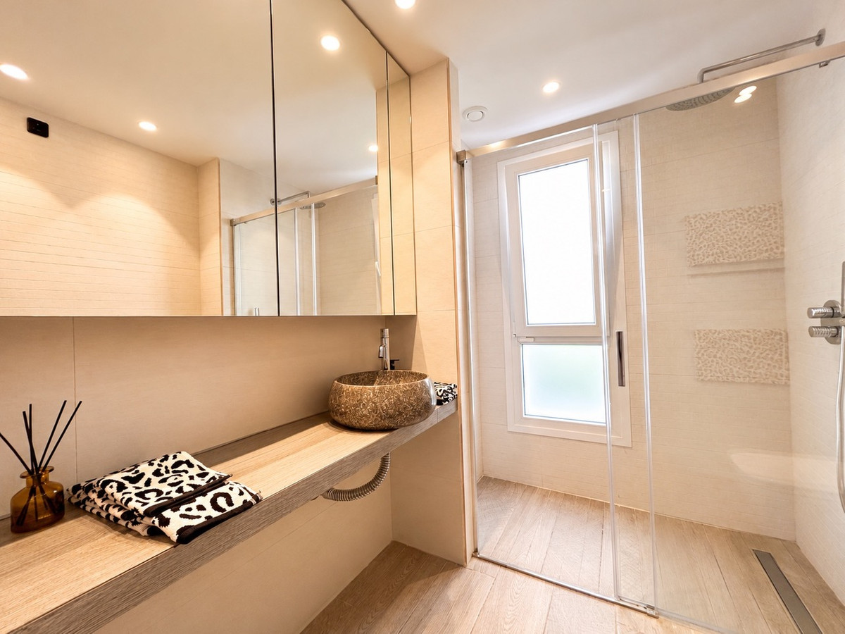 For sale - 3 Bedroom 2 Bathroom House - Detached Villa in Algorfa - Algorfa Centro  - Alicante
