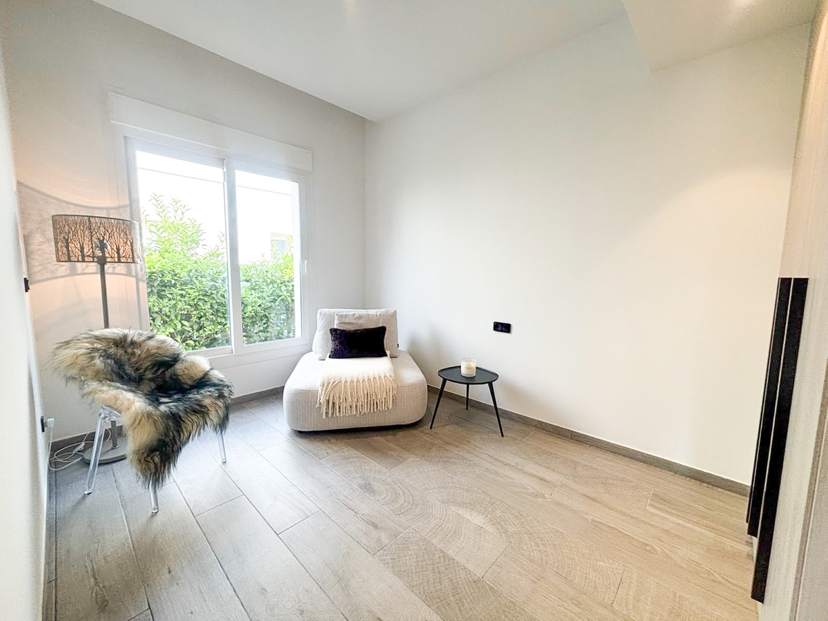 For sale - 3 Bedroom 2 Bathroom House - Detached Villa in Algorfa - Algorfa Centro  - Alicante