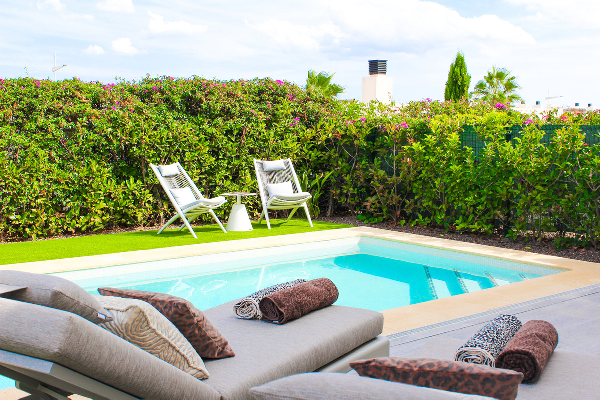 For sale - 3 Bedroom 2 Bathroom House - Detached Villa in Algorfa - Algorfa Centro  - Alicante