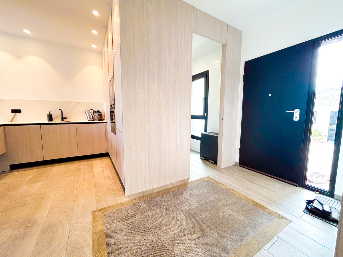 For sale - 3 Bedroom 2 Bathroom House - Detached Villa in Algorfa - Algorfa Centro  - Alicante