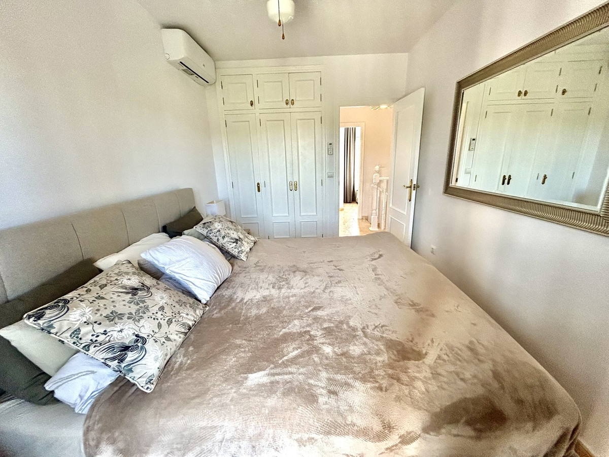 For sale - 3 Bedroom 2 Bathroom House - Townhouse in Orihuela - Dehesa de Campoamor  - Alicante