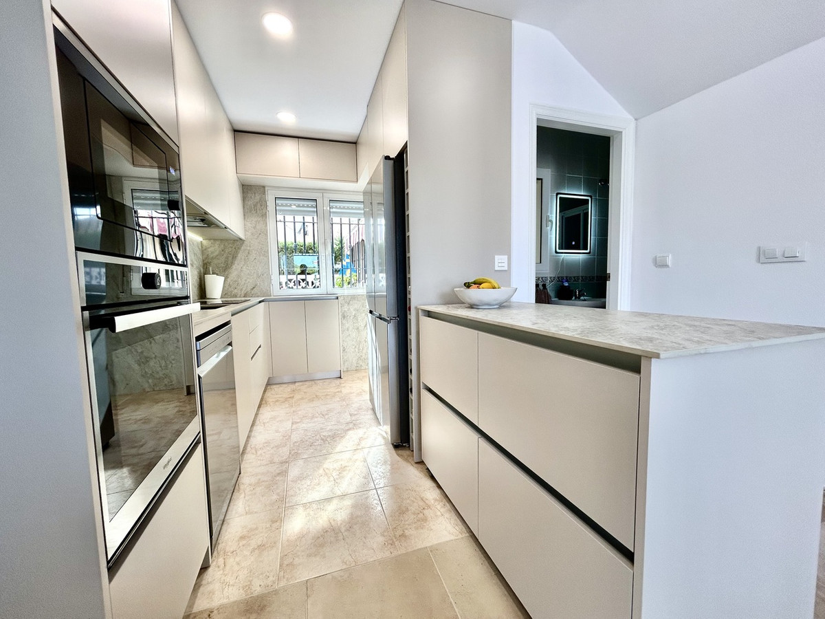 For sale - 3 Bedroom 2 Bathroom House - Townhouse in Orihuela - Dehesa de Campoamor  - Alicante
