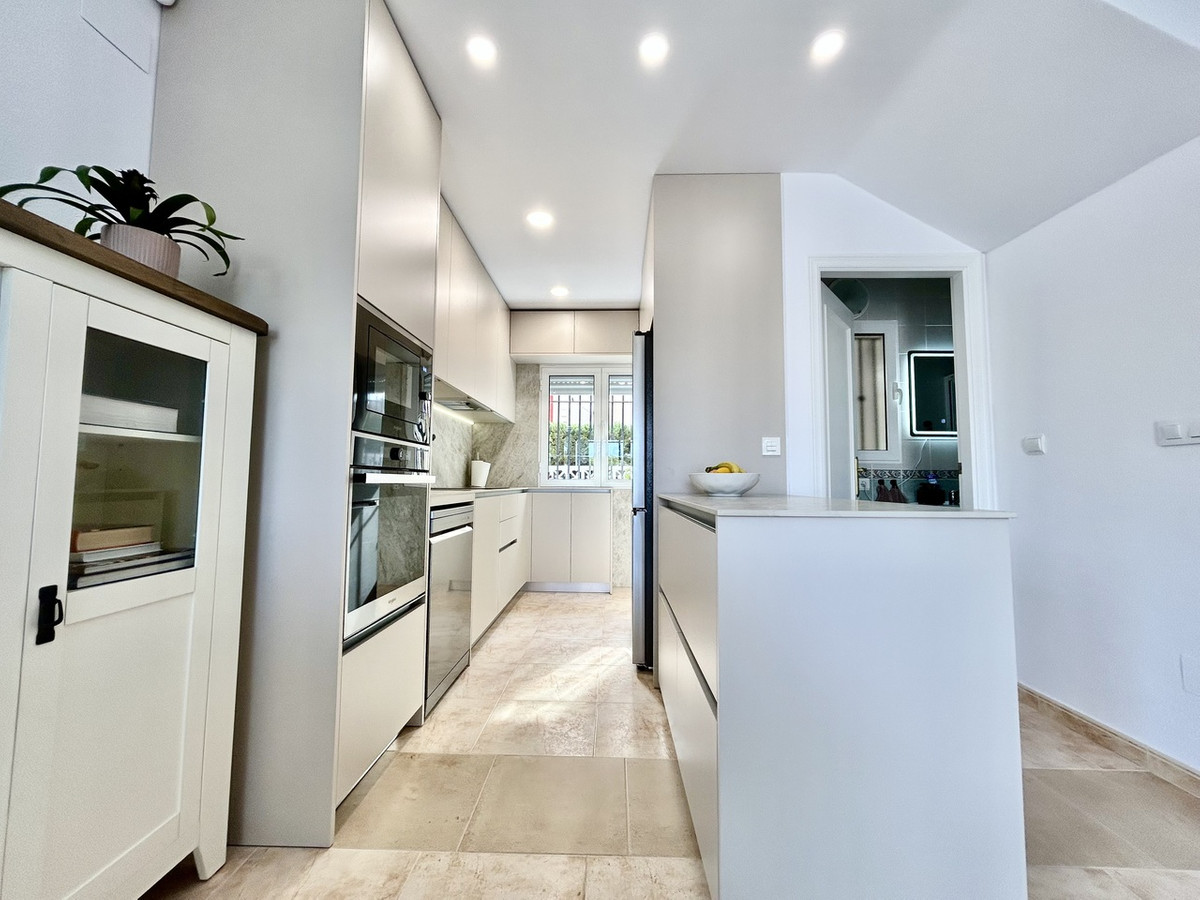 For sale - 3 Bedroom 2 Bathroom House - Townhouse in Orihuela - Dehesa de Campoamor  - Alicante