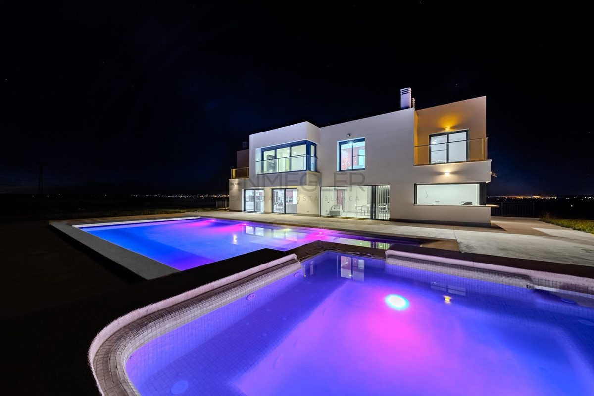 For sale - 5 Bedroom 4 Bathroom House - Detached Villa in San Fulgencio - La Marina  - Alicante