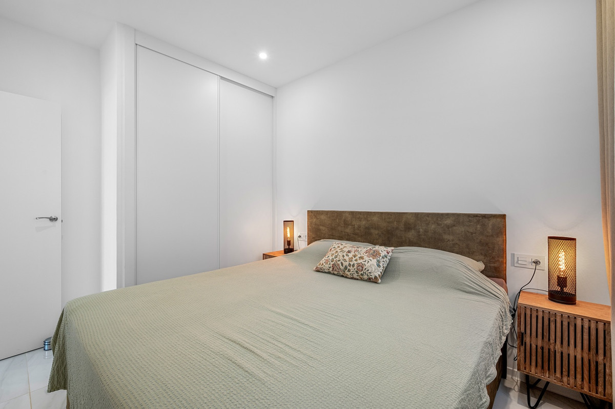 For sale - 3 Bedroom 2 Bathroom House - Detached Villa in Orihuela - Orihuela Centro  - Alicante