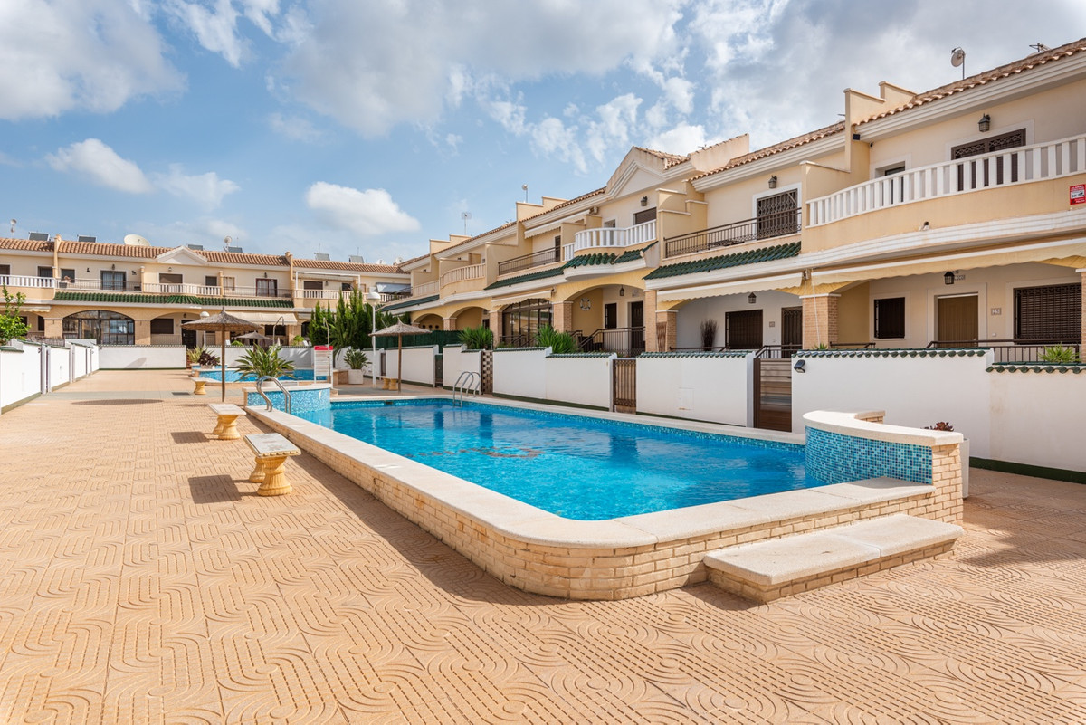For sale - 2 Bedroom 1 Bathroom Townhouse in Ciudad Quesada  - Ciudad Quesada  - Alicante